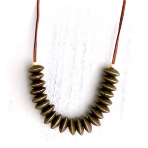 Brown Wooden Disc Beads Necklace