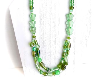 Light Green Butterfly Mix Beaded Jewelry Set