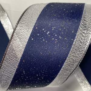 5 yards van 2 1/2 inch Starry Night Ribbon, Midnight Blue en Silver Ribbon met een bedrade rand, lengte is doorlopend tot 50 yards