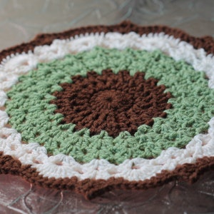 Crochet Mint Chocolate Chip Mandala Doily Pattern Listing for PDF Pattern only image 4