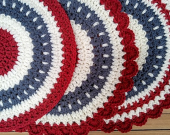 Crochet Doily Pattern, Diverse Stitch Americana Placemat (PDF Pattern)