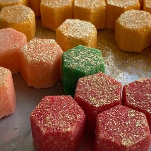 Shimmering Sugar Hex Drink Drops Flavored Sugar Cubes for Mocktails, Summer Drinks Cranberry,Pina Colada,Lime,Lemonade, Mint, Orange image 3