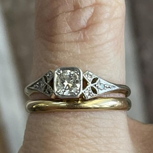 Exquisite Vintage Brilliant Cut Diamond 18k Gold and Platinum Ring Set