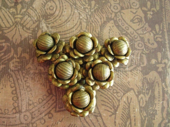 Vintage ISSER SINGER & SON Art Deco Brass Dress Fur Clip