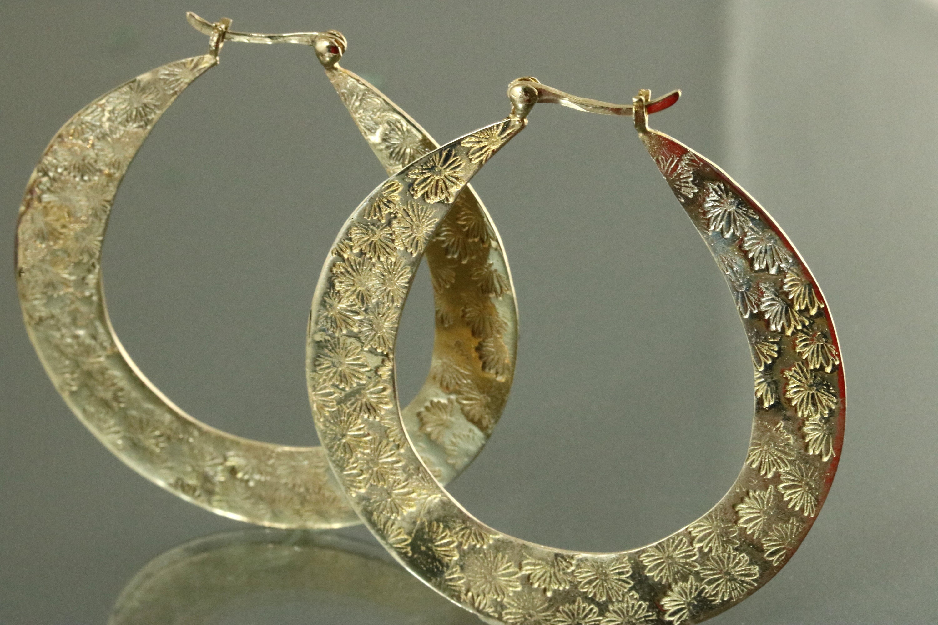 14k Large Hoop Earrings 14k Hammered Earrings Solid Gold Etsy UK