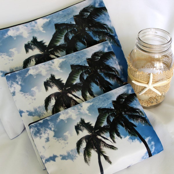 POLY-ZIP Photo Clutch -- Aloha Friday