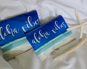 POLY-ZIP Photo Clutch -- Aloha Vibes