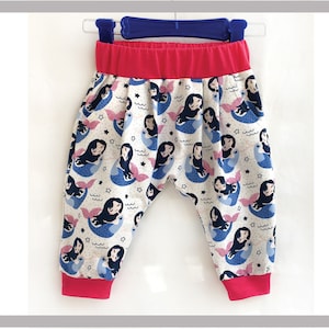Harem pants pdf sewing pattern for babies and toddlers, PANDA Pants digital sewing pattern sizes 3+ months to 6 years. ENGLISH ONLY!!