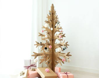 Recycled cardboard minimalist modern artificial christmas tree laser-cut 132cm / 4'33''