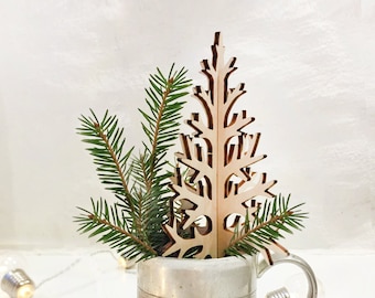 Tiny pocket-sized Christmas tree, postcard sized laser-cut natural birch plywood tabletop tree, 15 cm / 5,9 in