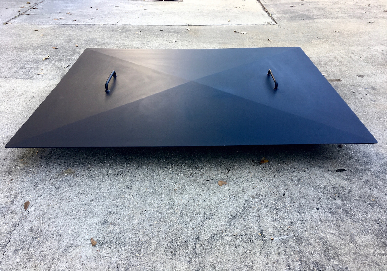 Fire Pit lid 54x 42 rectangular. Has two sturdy Etsy