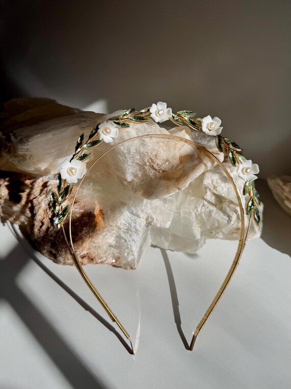 Handmade Pearl Flower Bridal Headband, Golden Vine Halo - Etsy display picture 1