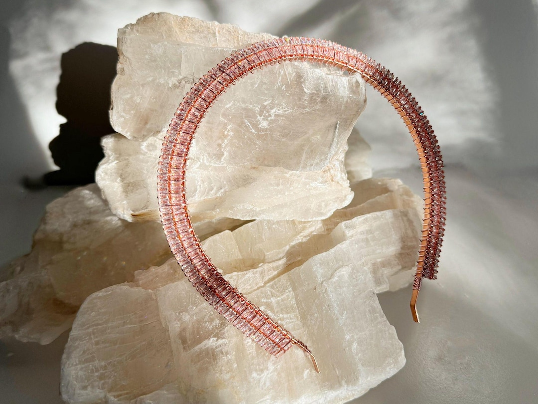 RING HEADBAND DOMINICAN DECADENCE