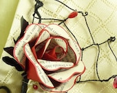 Dracula spider buttonhole Paper rose Boutonnière