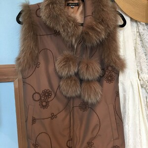 Fox Fur Ladies Vest size S like new