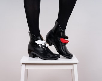 Schwarze Leder Stiefel - Niedriger Absatz - Breite Passform - Designer Stiefel für Frauen - Handgemacht