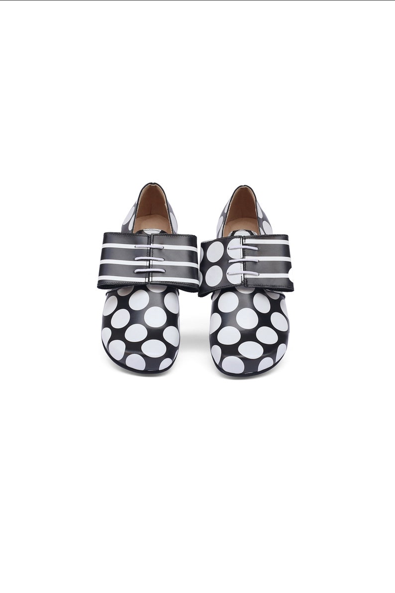 Women's Black and White Polka Dot Leather Flat Shoes image 4
