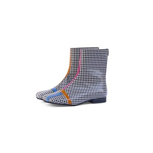 Flat white booties sales