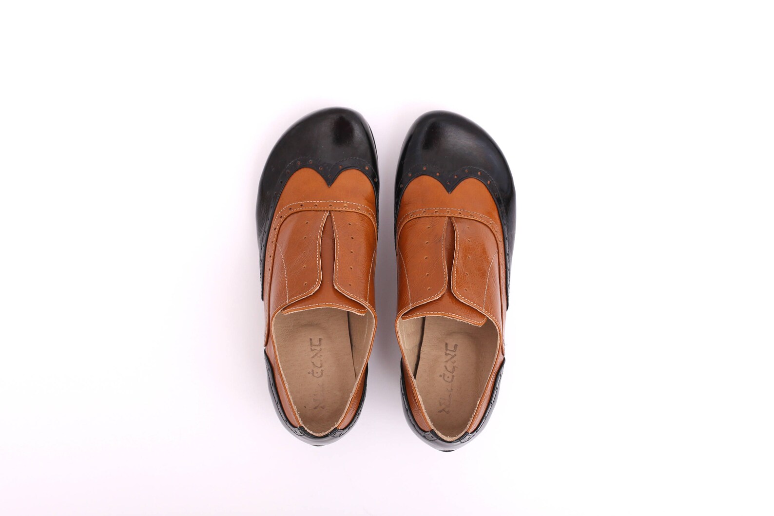 Two tone womens oxford shoes patent Black and camel leather Etsy