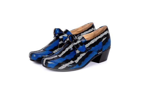 Blue Leather Low Heel Desinger Shoes 