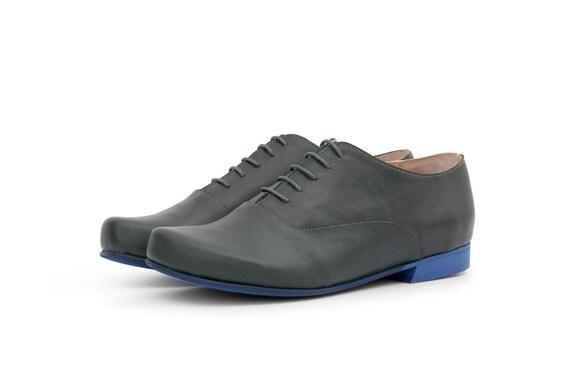 wide size womens shoes