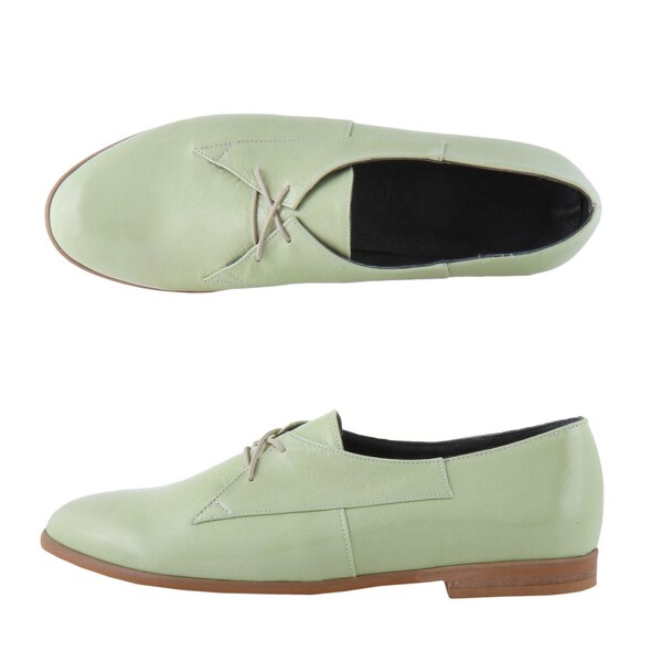 green shoes, flat laether shoe, women's handmade shoes, free shipping