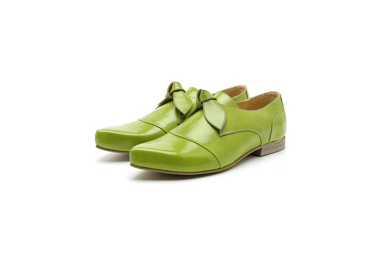 womens green leather shoes