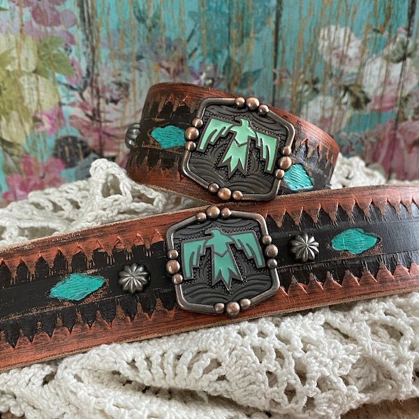 Southwestern Style Turquoise Blue Thunderbird Concho on Brown & Copper Leather Cuff Bracelet> Leather Wristband. Native Southwestern Jewelry