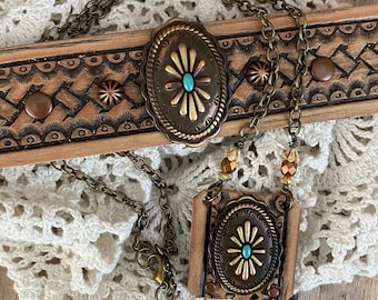 Southwestern Silver & Turquoise Concho Metallic Leather Cuff Bracelet and Matching Necklace> Leather Wristband. Western