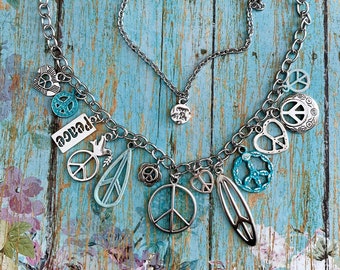 Peace Sign Bib Charm Necklace in Silver & Turquoise &gt; Peace Sign Jewelry. Retro Hippie Jewelry. Boho Necklace. Statement Jewelry