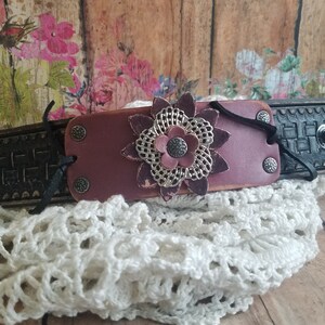 Pink FloWer Black Leather Cuff Bracelet&gt; Floral Jewelry. Leather Flower. Handmade. Rustic Style. Country Chic. Boho Jewelry. Folk Bracelet