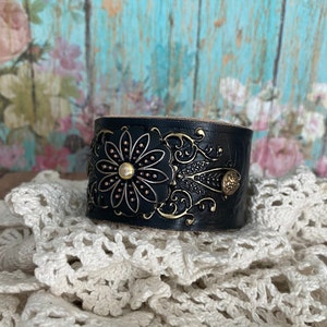 Black & Gold Flower Concho on Black Leather Cuff Bracelet> Flower Jewelry. Flower Bracelet. Leather Wristband. Boho Bracelet. Black on Black