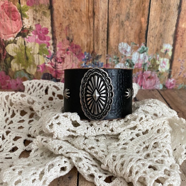 Wide Black Leather Concho Cuff Bracelet> Leather Bracelet. Wide Cuff Bracelet. Black Leather Cuff. Wide Leather Wristband. Concho Jewelry