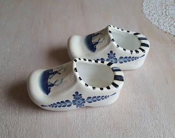 Vintage Dutch Miniature Delft Blue Clogs Hand Painted with Windmill Flower Pot Ashtray Home Decor