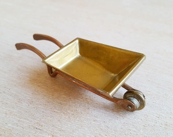 Vintage Metal Miniature Trolley Collections Item Doll House Home Decor