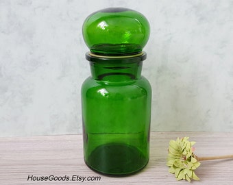 Vintage Big Green Jar Glass Jar Pharmacy Container Apothecary Jar Chemist Jar Green Glass Container with Lid Storage Jar Home Decor