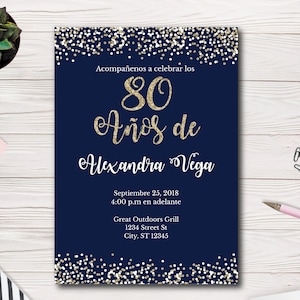 80 Años de, Espanhol, Convite para 80º aniversário, Glitter azul e dourado, Modelo fácil de usar