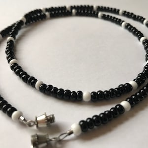 1992 S Weiland Plush Bead Necklace: Handmade Black & White Seed Beads