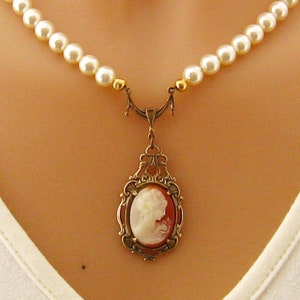 Victorian Woman Cameo Pearl Necklace, Victorian Pearl Cameo Necklaces, Single Strand Pearl Necklace, Cameo Jewelry, Romantic Pearl Jewelry image 2