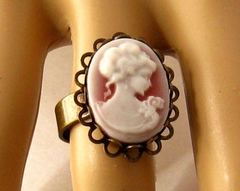 Victorian Lady Anillo de camafeo borgoña ajustable / Joyería victoriana / Cameo Joyería Regalo / Conjunto de bisel Anillo victoriano / Anillo ajustable de plata o bronce