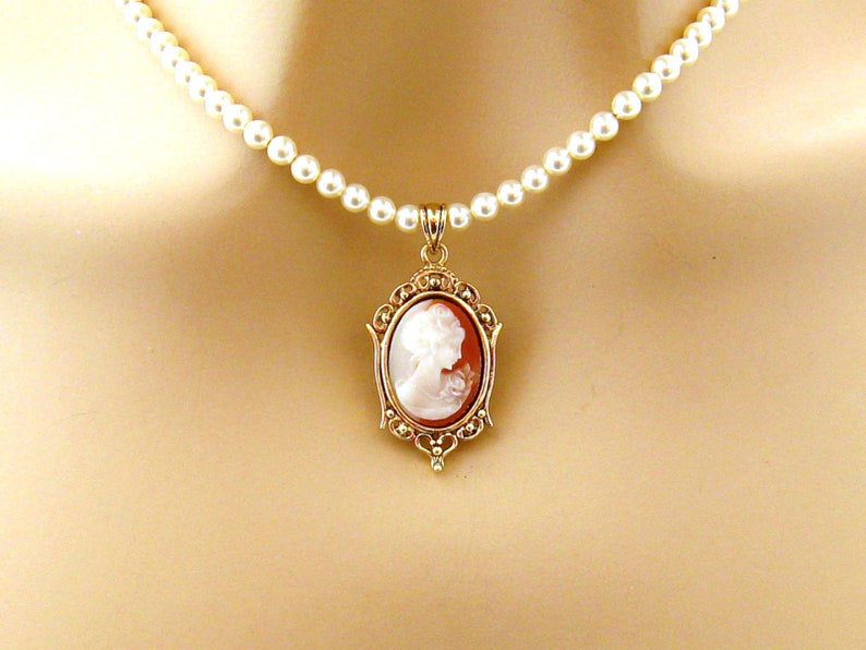 Victorian Small Cameo Pearl Necklace, Victorian Pearl Cameo Necklace, Single Strand Pearl Necklaces, Cameo Jewelry, Romantic Pearl Jewelry image 5