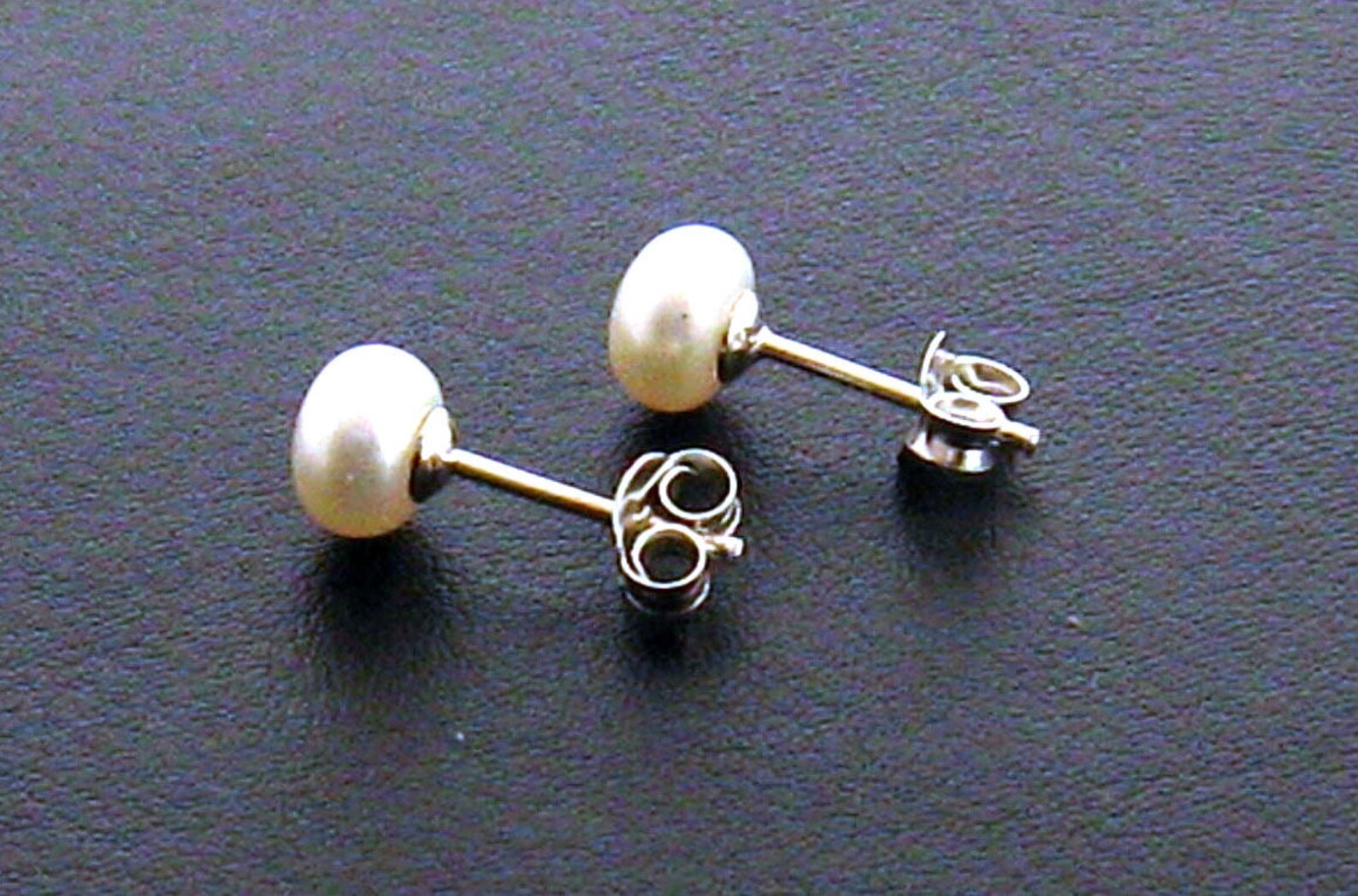 Sterling Silver Edison Freshwater Pearl U-shaped Stud Earrings