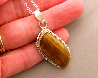 Tiger's Eye Necklace / Brown Gemstone Necklace / Pendant Necklace / Healing Calming Necklace / Protection Necklace / Spiritual Jewelry