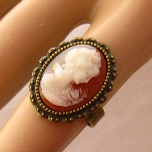 Victorian Lady Adjustable Peach Cameo Ring, Victorian Jewelry, Cameo Jewelry Gift, Bezel Set Victorian Ring, Adjustable Ring Gold or Bronze