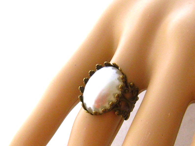 Victorian Lady Adjustable Peach Cameo Ring/Victorian Jewelry/Cameo Jewelry Gift,/Bezel Set Pearl Ring/Adjustable Gold Filigree Bronze Ring image 4