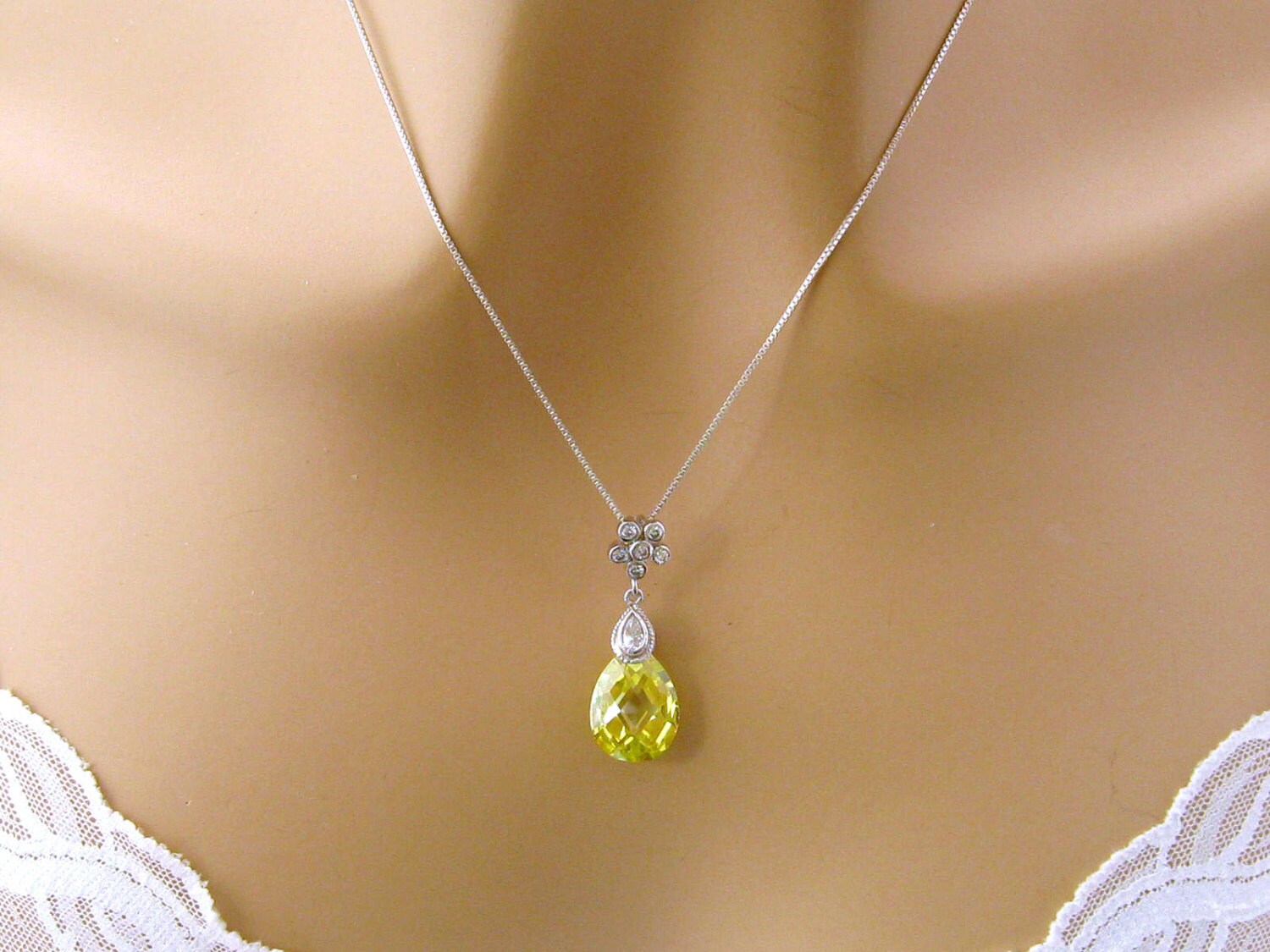 Lime Green Necklace and Earring Set Green Jewelry Set August Etsy
