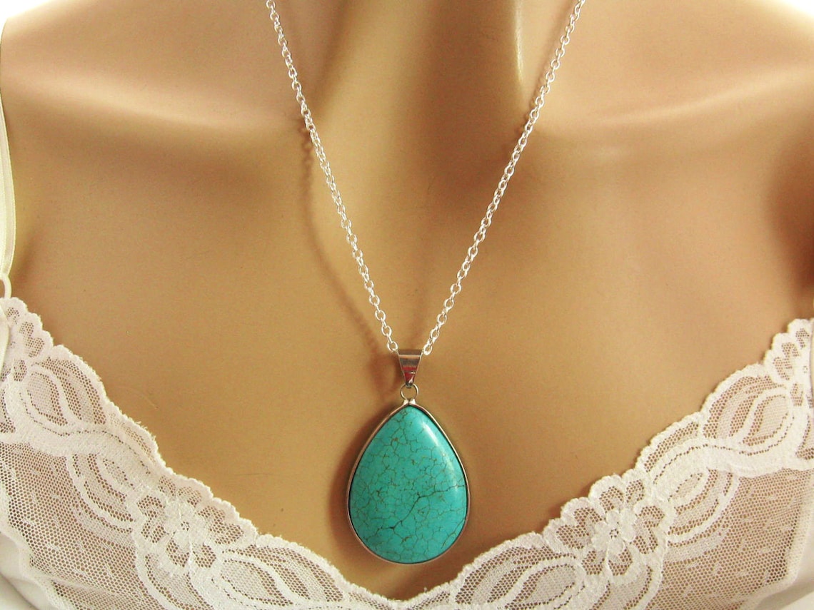 Blue Turquoise Necklace w/ Soldered Turquoise Pendant 259j