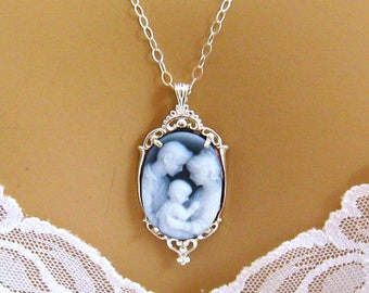 Father Mother Child Cameo Necklace/Real Cameo Necklace/Cameo Family Necklace/New Mom Necklace Gift Idea/Victorian Cameo Jewelry/New Mom Gift