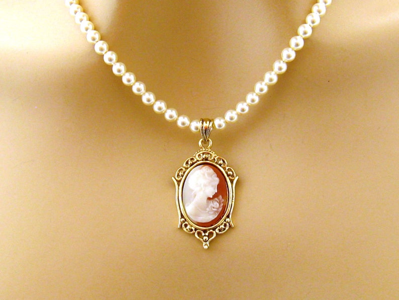 Victorian Small Cameo Pearl Necklace, Victorian Pearl Cameo Necklace, Single Strand Pearl Necklaces, Cameo Jewelry, Romantic Pearl Jewelry image 8