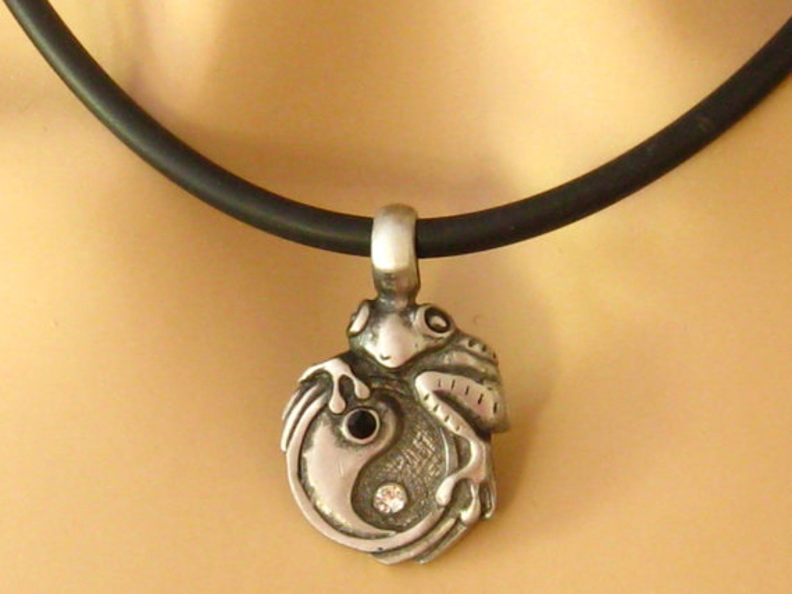 Jüü Jüü x LANG Yinyang Necklace